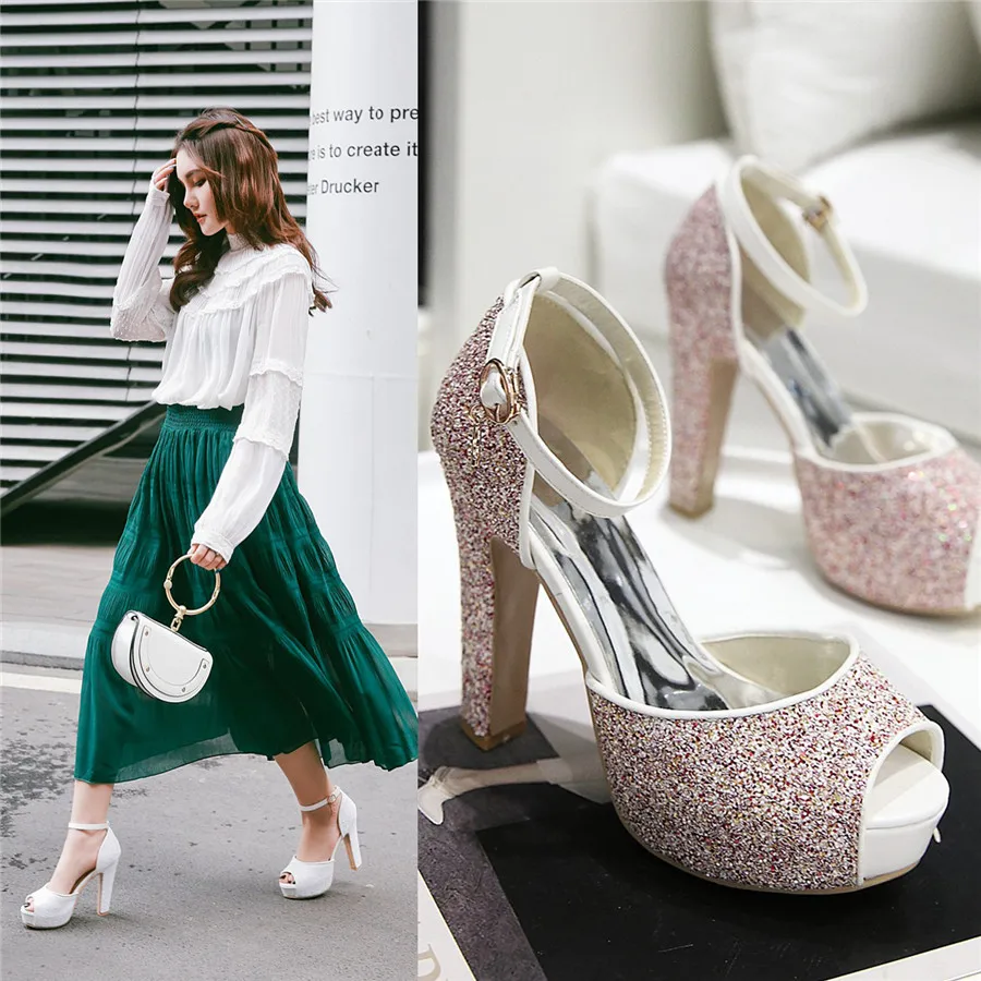 White Wedding Party Women Plat - Wedding Shop recension och pris