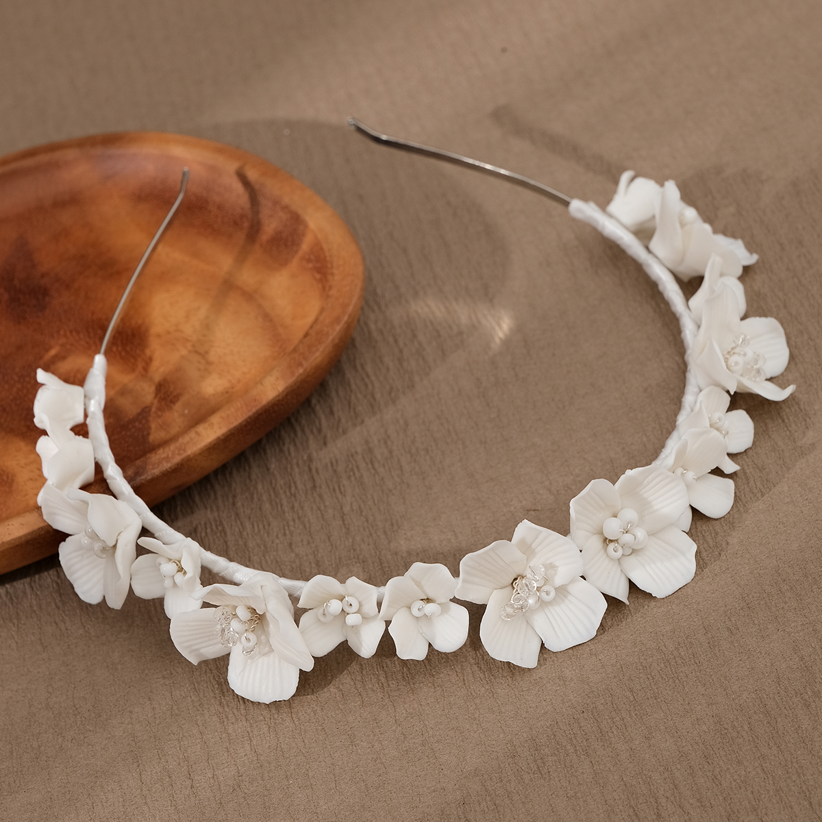 Efily Bride White Flower Hair  - Wedding Supply Store recension och pris